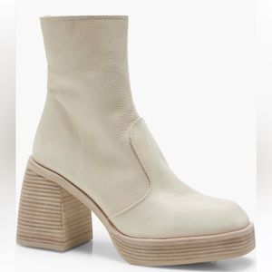 Free People Ruby Ankle Boot Ivory Leather Platform Block Heel Zip Size 7.5/37.5